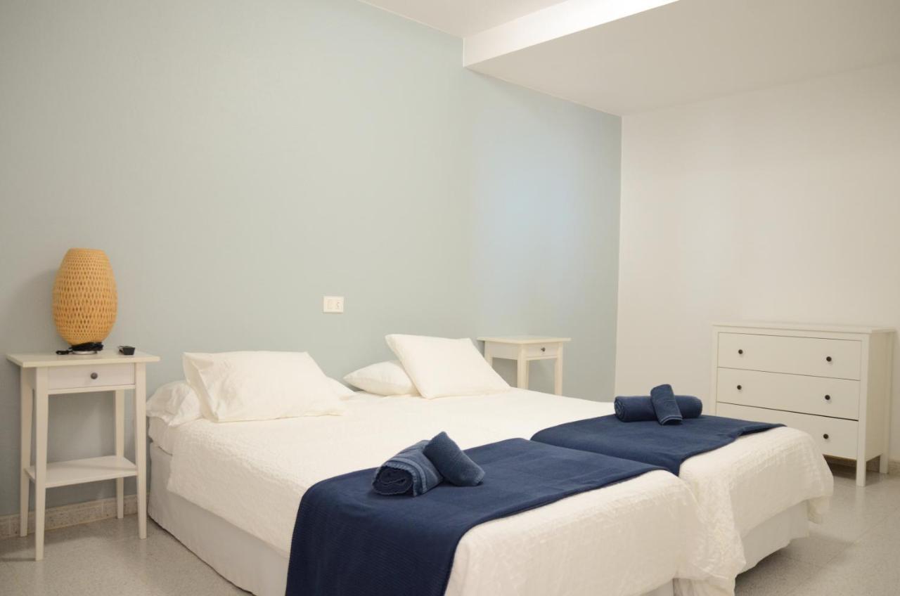 Apartamentos El Marinero - Avenida Калета-де-Себо Экстерьер фото